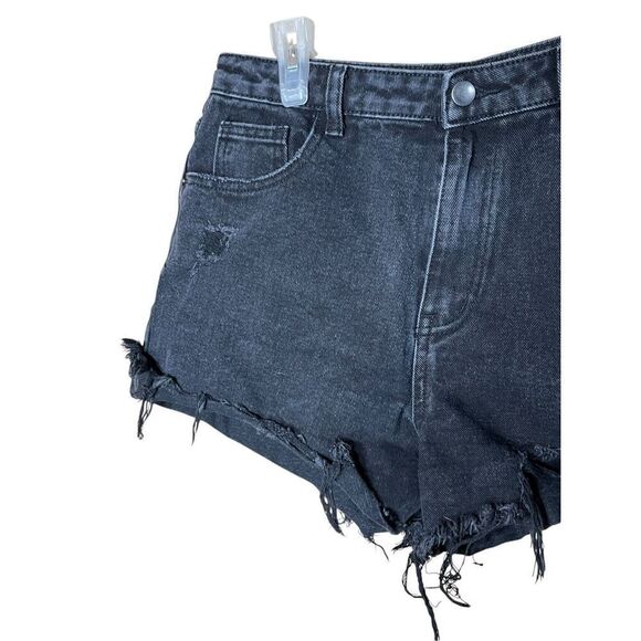 Pretty Little Thing High Rise Distressed Black Wash Shorts Size 8 - Picture 3 of 7
